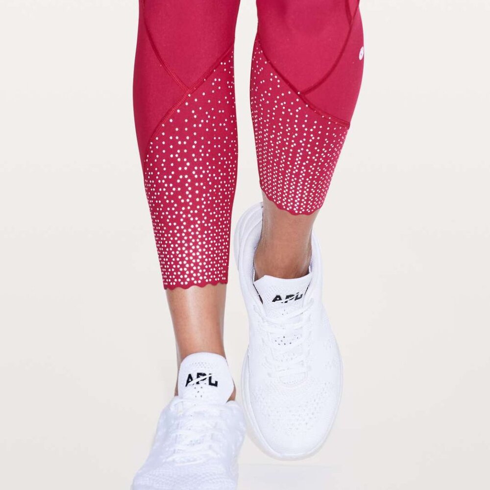 Lululemon Womens Pink Tight Stuff Sz 4 Scalloped Active Crop Run Leggings | 31"